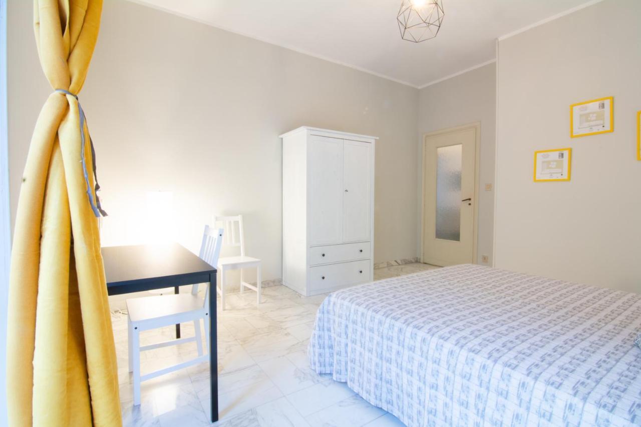 Guest House Torino Porta Nuova Turin Bagian luar foto